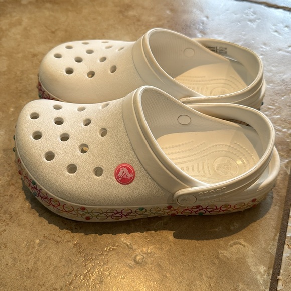 White Crocks size 3 - Picture 6 of 8